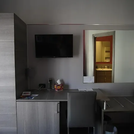 La Dimora Bed & Breakfast 4*